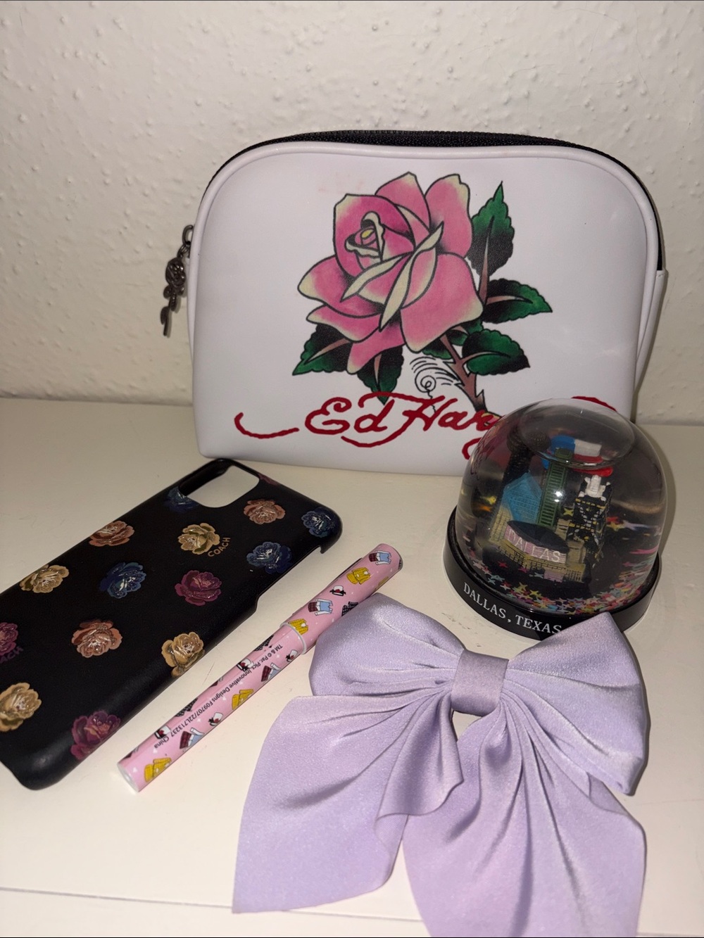 Ed Hardy White Cosmetic bag with Pink Rose Design & Clueless pen bundles